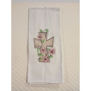 Embroidered gorgeous intricate cross decorative towel
New
Handmade
Non smoking